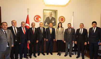 Başkan Kaya: “Bizim gündemimiz hizmet”