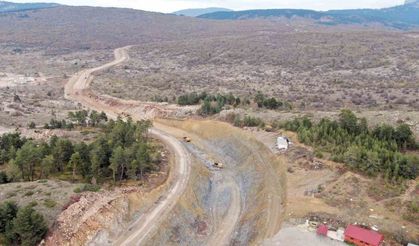 Cumhurbaşkanı Erdoğan söz vermişti, selin vurduğu o yolda çalışmalar sürüyor