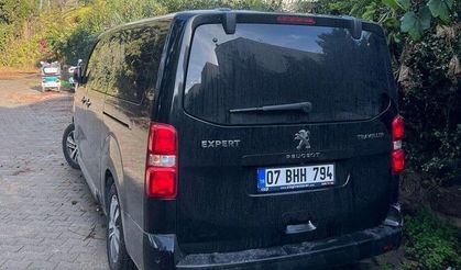 Minibüsle kaçan göçmenler yakalandı