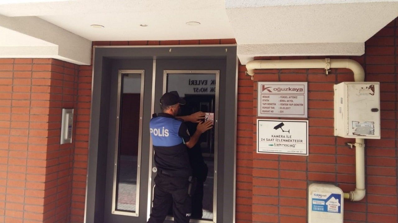 Polisten vatandaşı bilgilendirdi